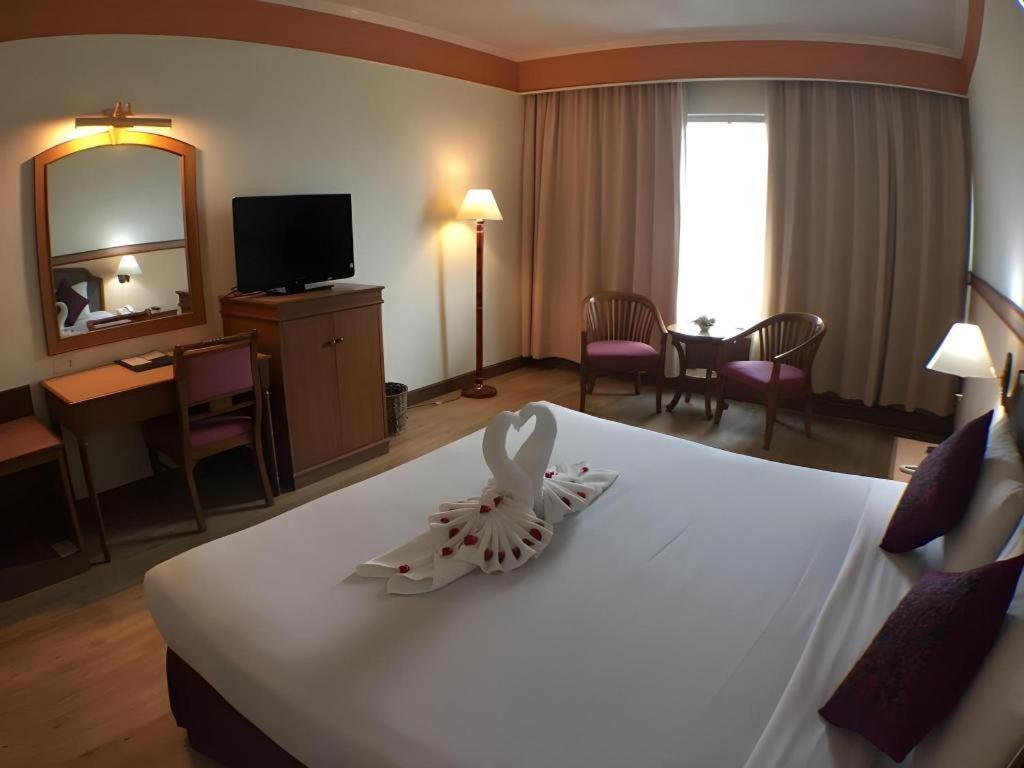 האט יאי Sakura Hotel מראה חיצוני תמונה